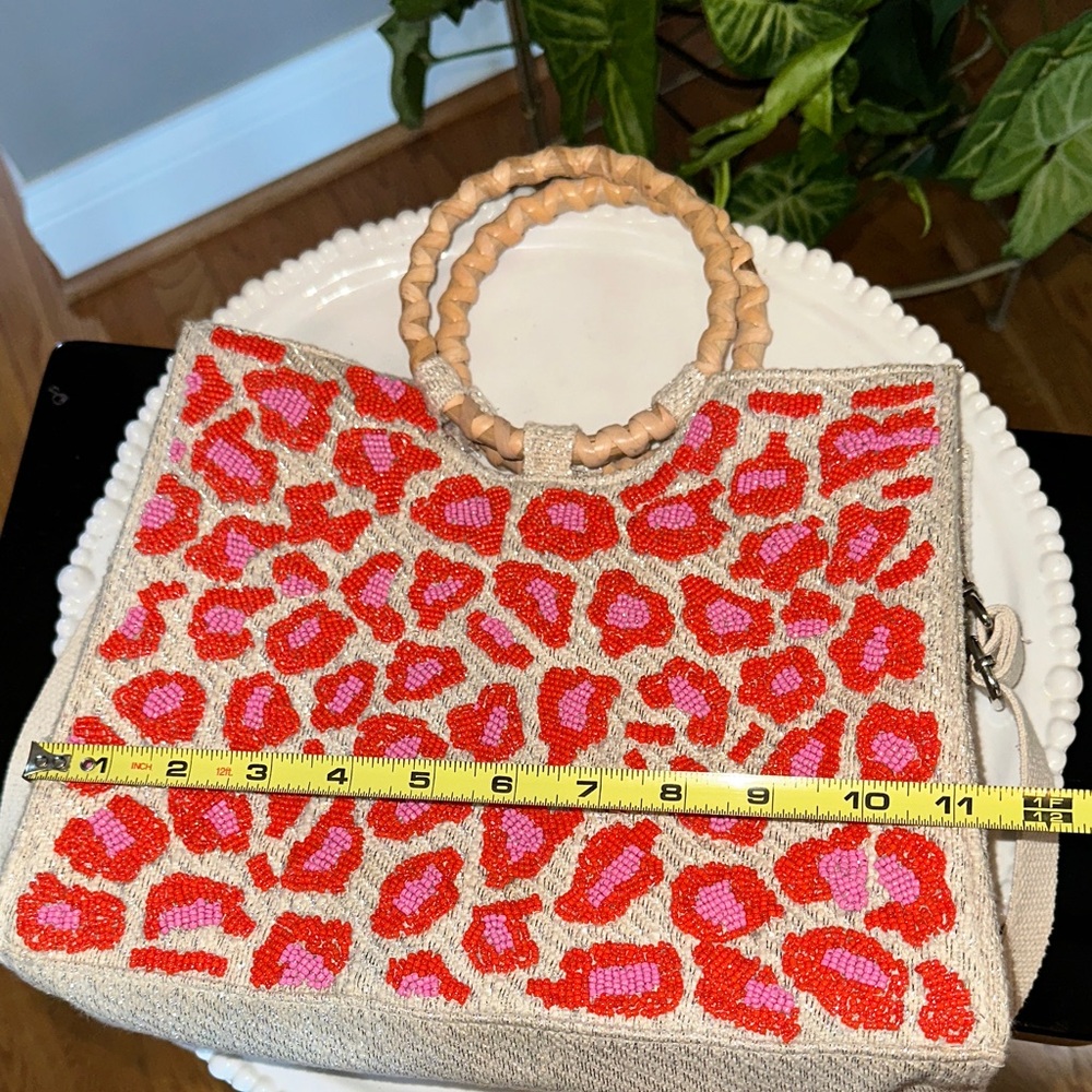 Stylish orange and Pink Leopard Print Patterned Crossbody Bag - Picture 14 of 16